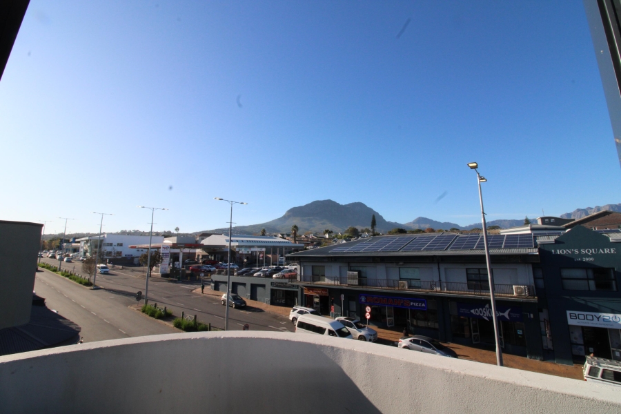 To Let 1 Bedroom Property for Rent in Somerset West Western Cape